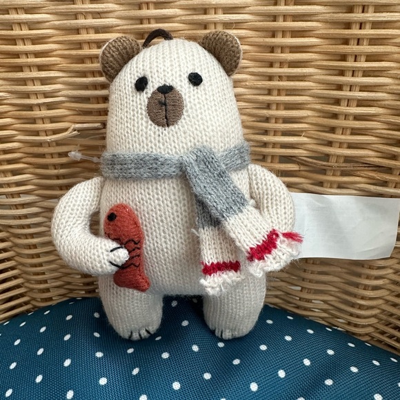 Roots Canada polar bear plush Christmas ornament - Picture 2 of 5